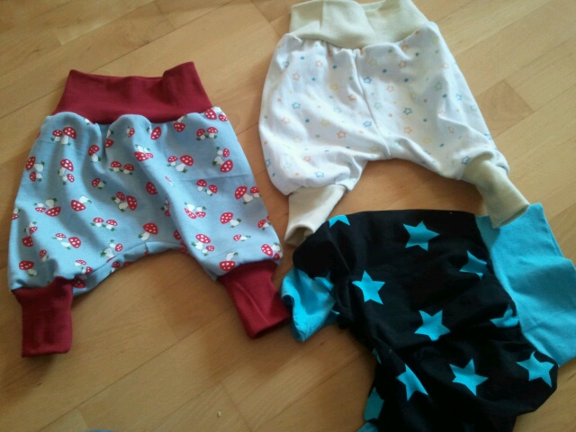 3 Haremshosen Größe 56/62 3 Haremshosen Größe 56/62